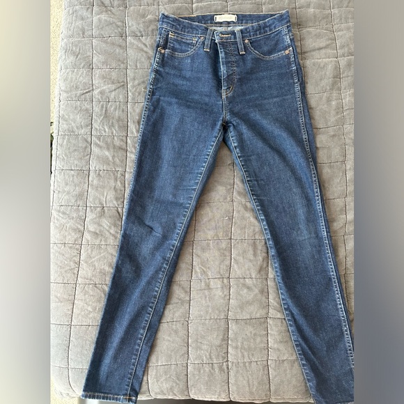 Madewell Dark Wash 10” High Rise Skinny Jeans - Picture 3 of 3